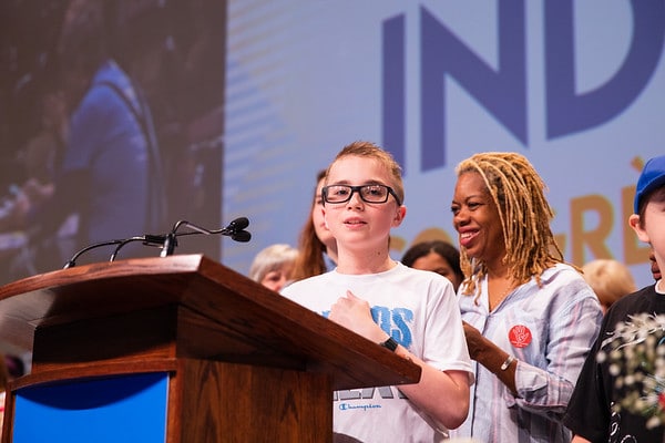 Child of OPSEU member at the podium during Convention 2019.
