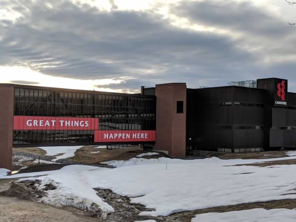 Canadore College: Sign saying Great things happen